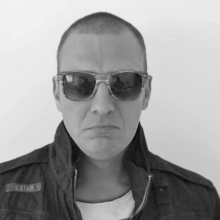 Ve al perfil de Yuriy Fomin