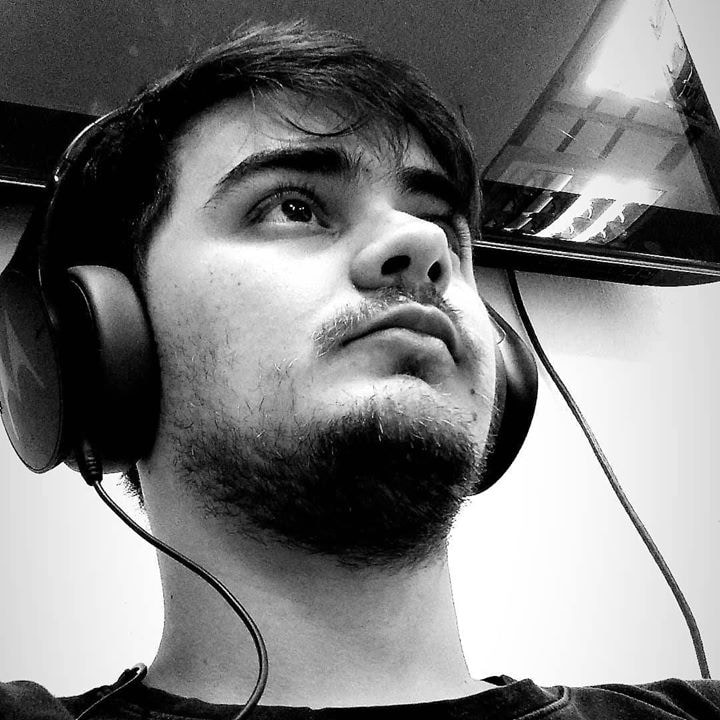 Avatar of user John Rafael