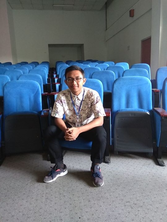 Buka profil Ilham Fikri