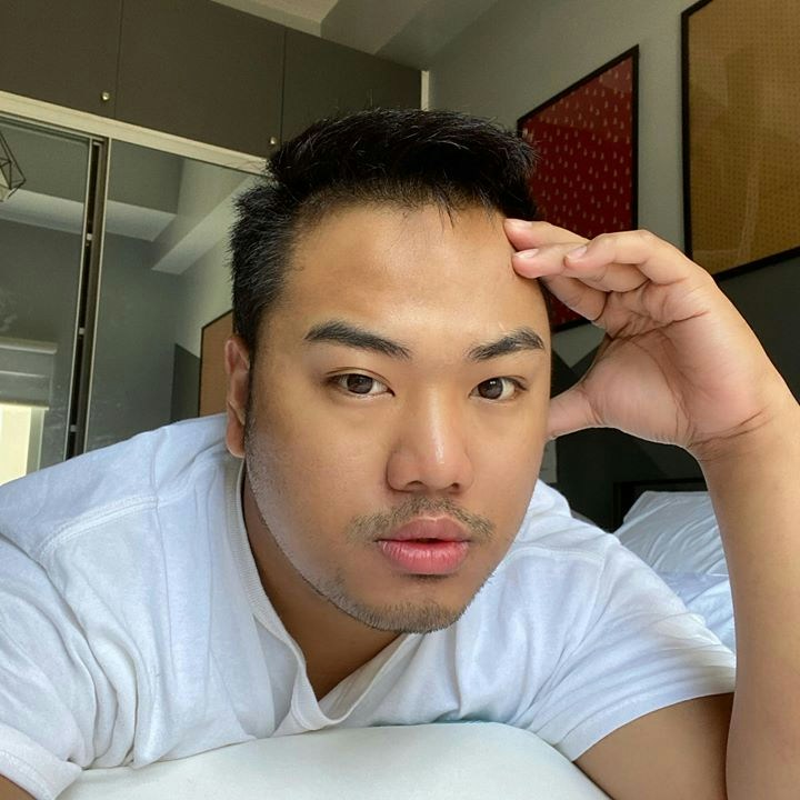 Buka profil Christian Galang