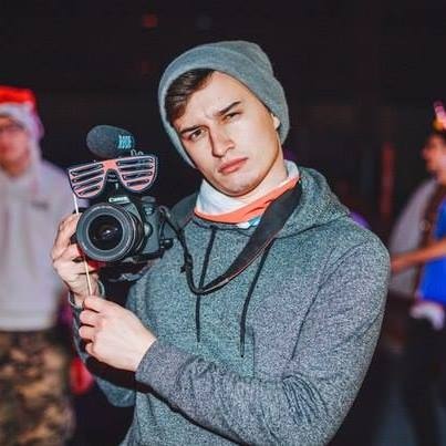 Go to Alex Tolstov's profile