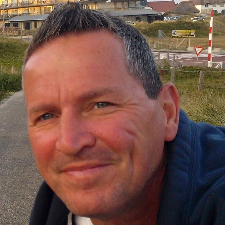 Go to Joerg Wigger's profile