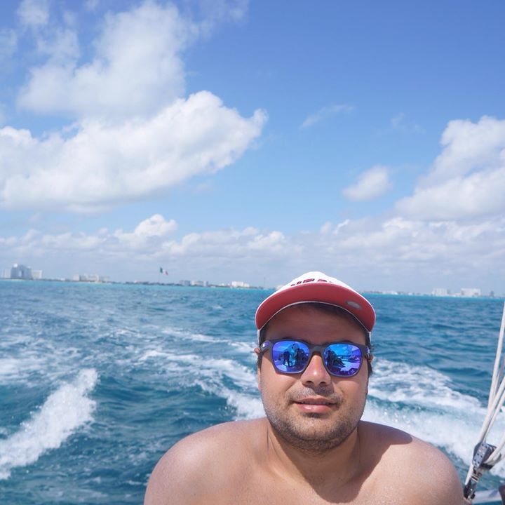 Go to Buster Ferraz's profile