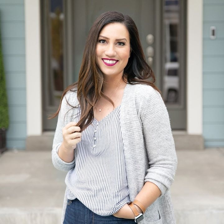 Ve al perfil de Karen Sewell