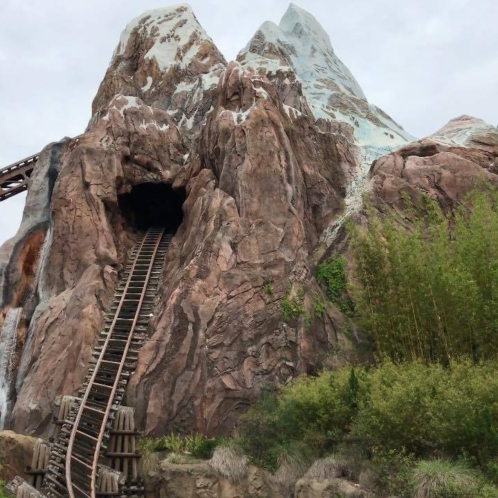 Ve al perfil de Dean Gibbons