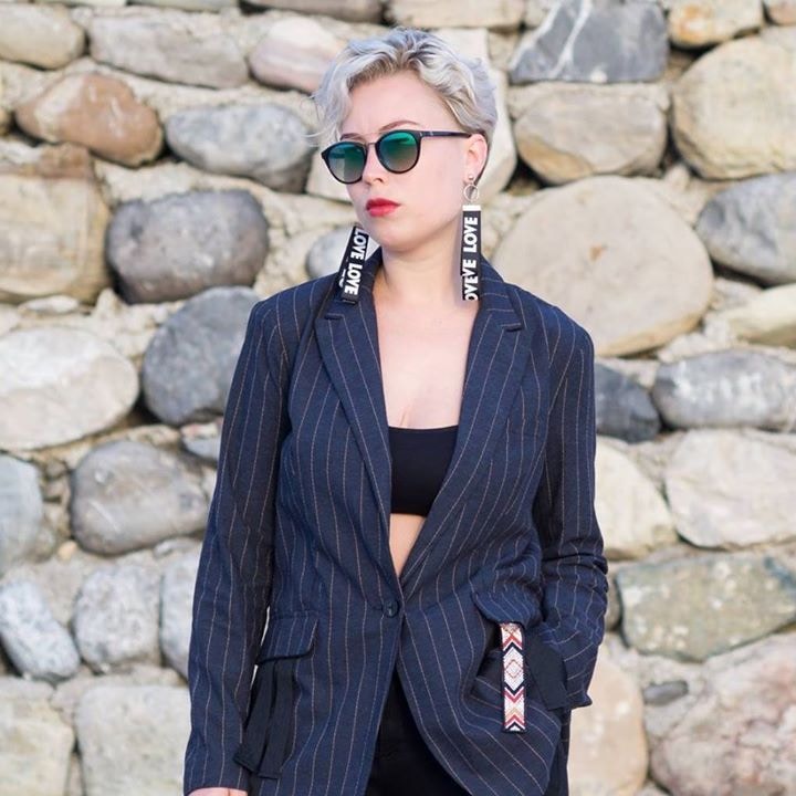 Go to Vlada's profile