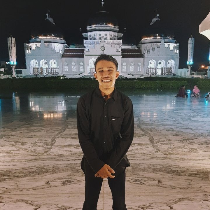 Muhammad Ihsanのプロフィールを見る