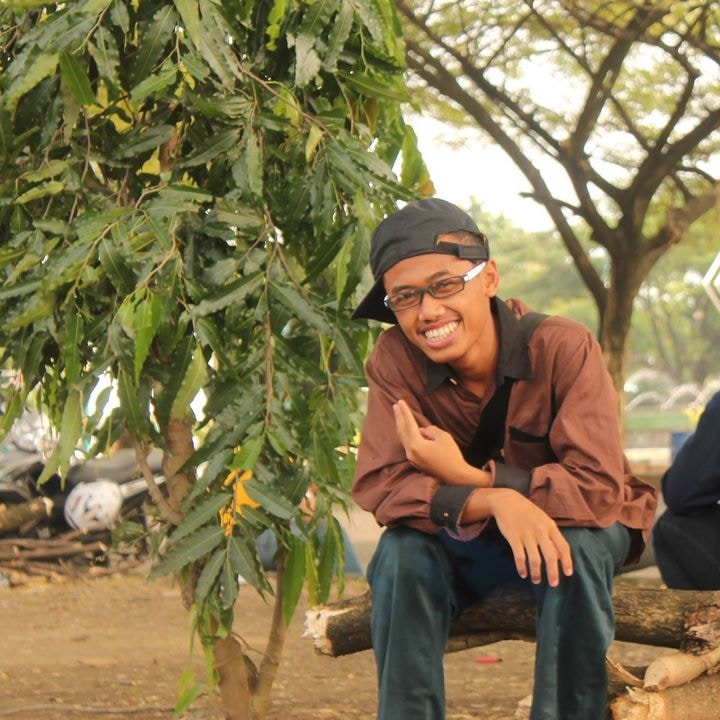 Go to Rosyid Amrulloh's profile