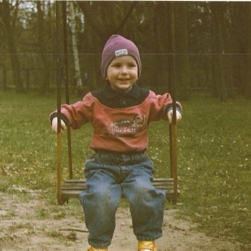 Avatar of user Lukas Bee.