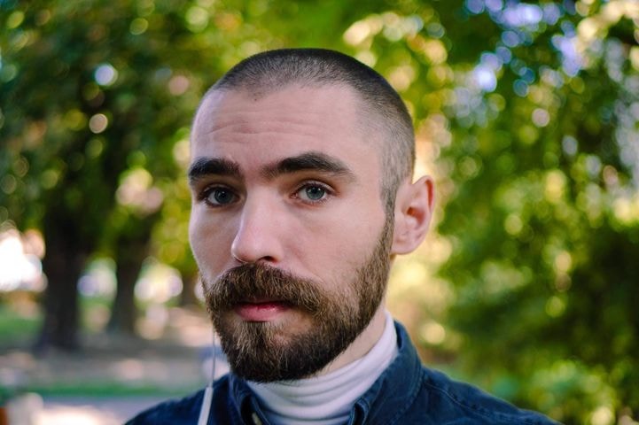 Go to Iris de la Luna's profile