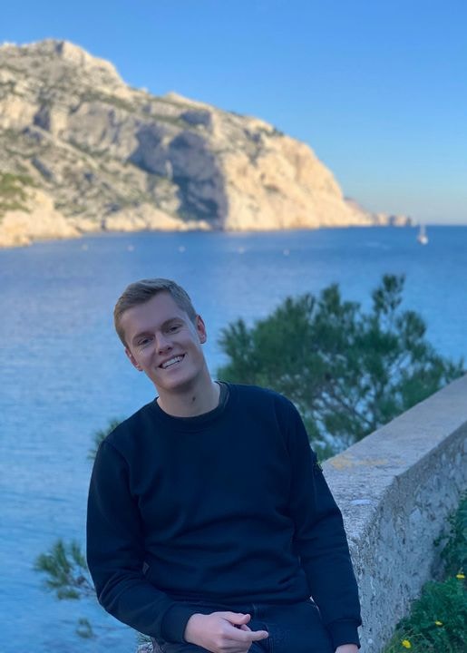 Go to Hugo Vidal's profile