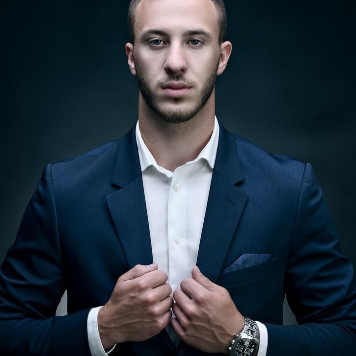 Zum Profil von Alex Richard