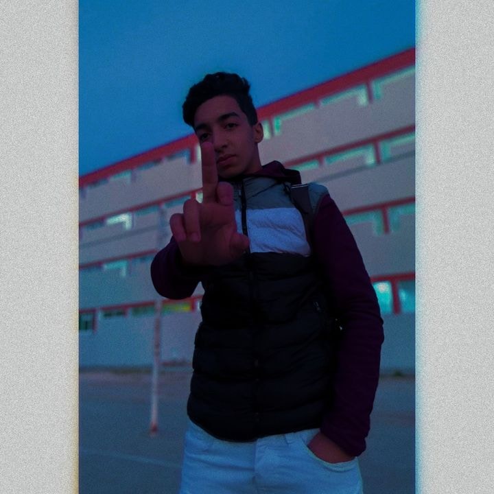 Unsplash profile picture for @qos