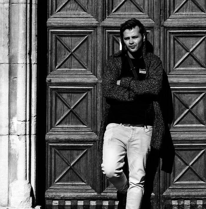 Avatar of user @charlybron