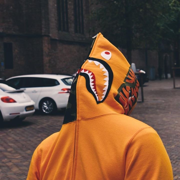 Go to Ezra van den Broek's profile