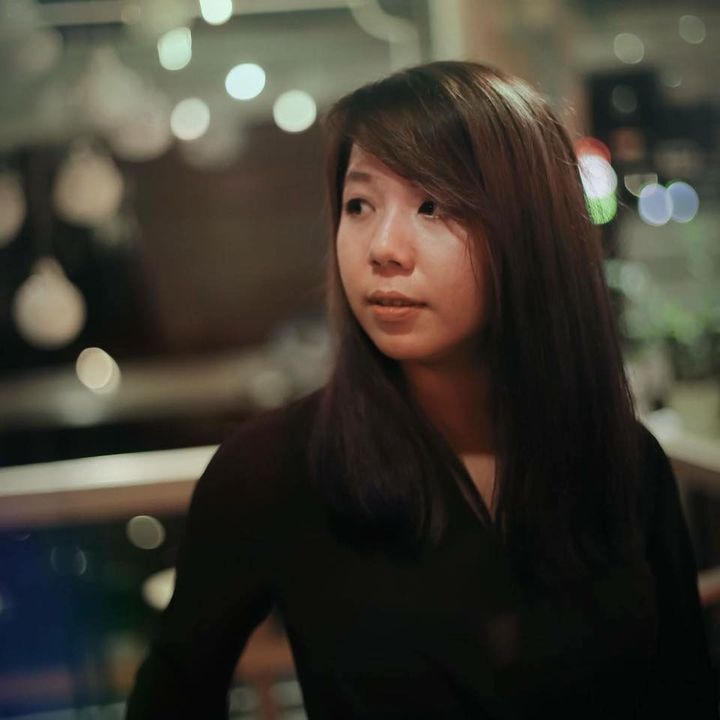 Buka profil Su Wai
