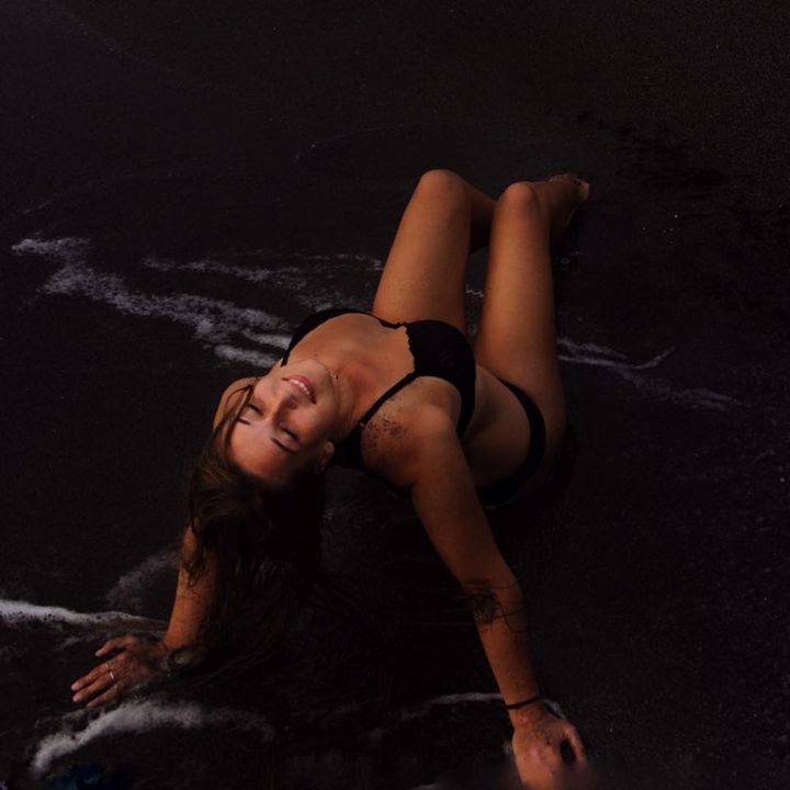 Go to Darya Dar's profile