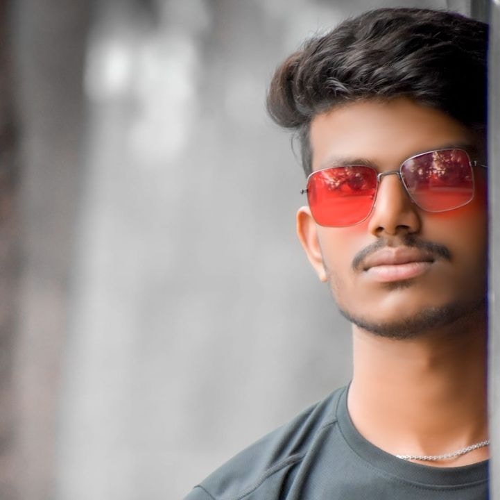 Unsplash profile picture for @returns