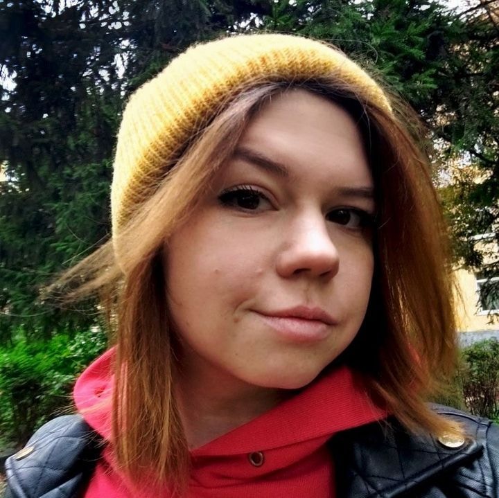 Go to Julia Gnot's profile