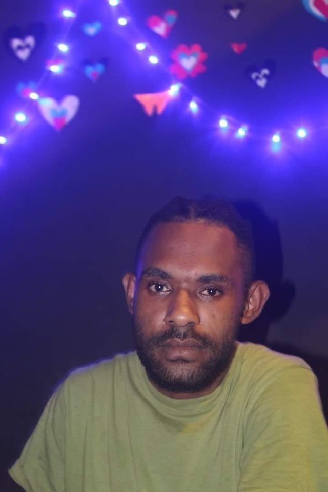 Accéder au profil de Allpino Tabuni