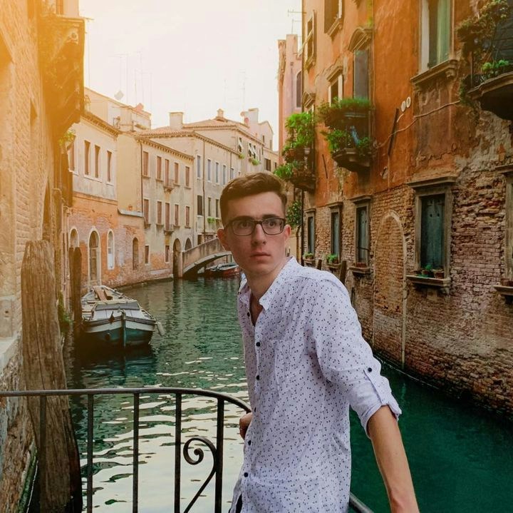 Avatar of user Anton Kolosov