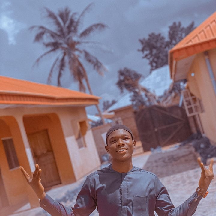 Unsplash profile picture for @honourable