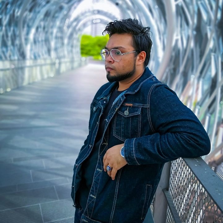 Zum Profil von Mohammad Zeeshan