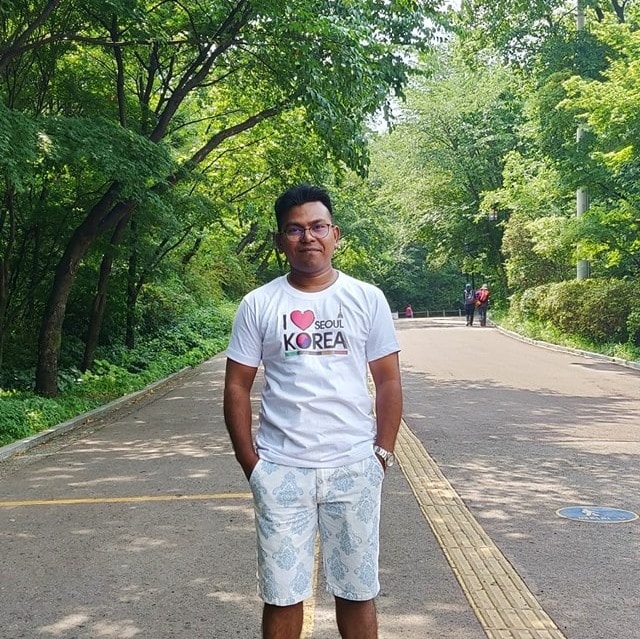 Go to The Simple Travel's profile