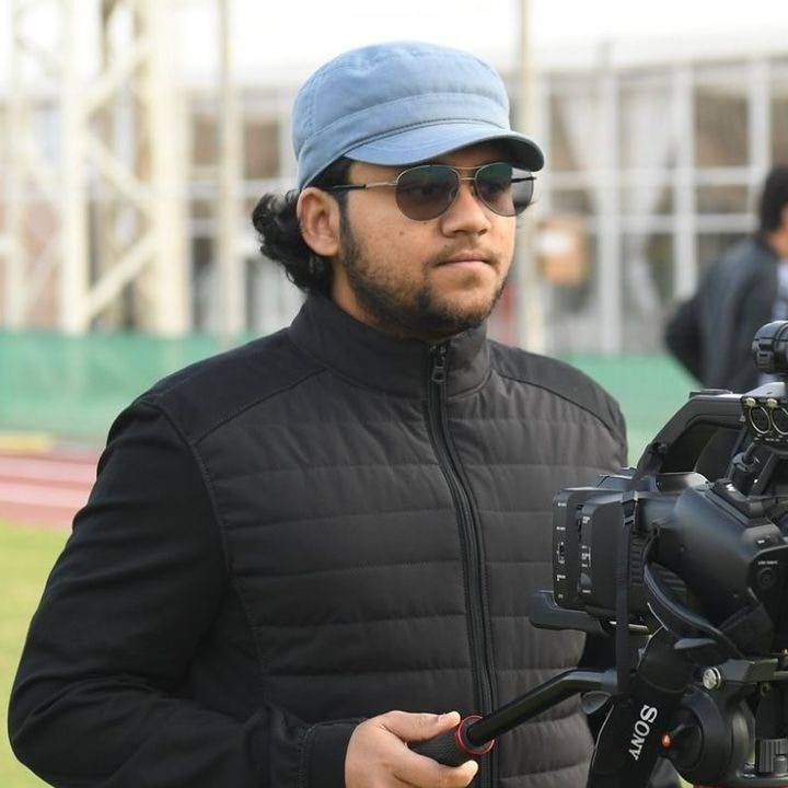 Go to Lukhmanul Hakeem's profile