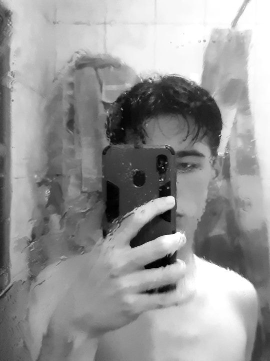 Zum Profil von Vlad Sporysh