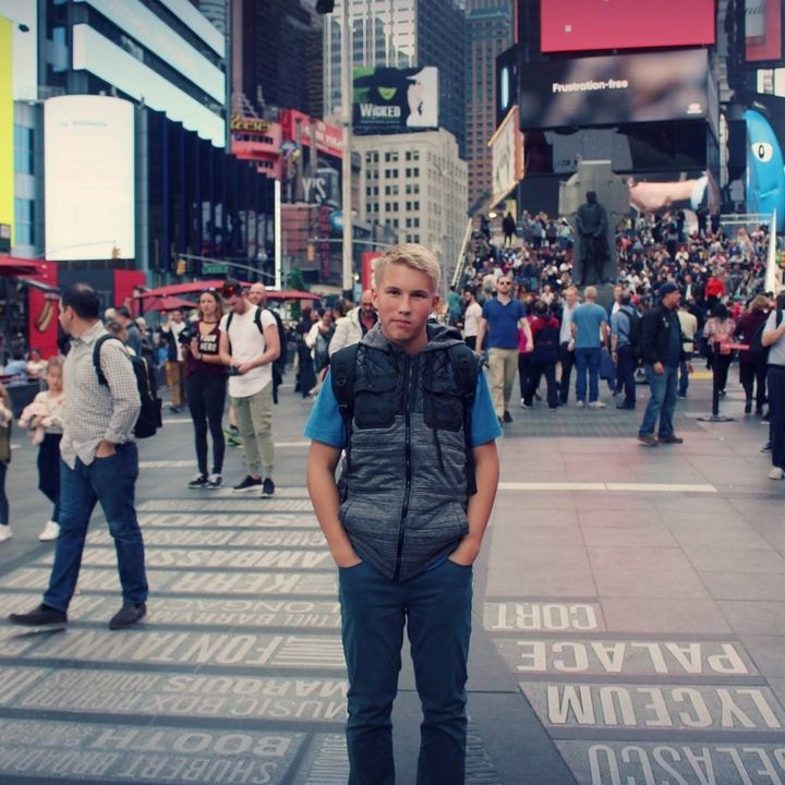 Go to Vlad Dribnokhod's profile