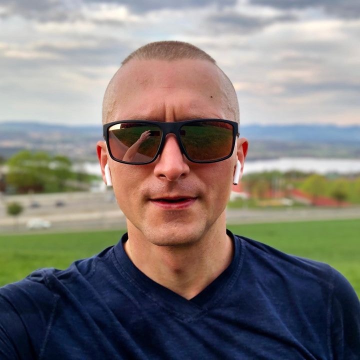 Ve al perfil de Vasyl Dizhak