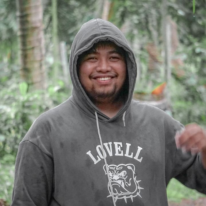 Buka profil Marlou Guintulon