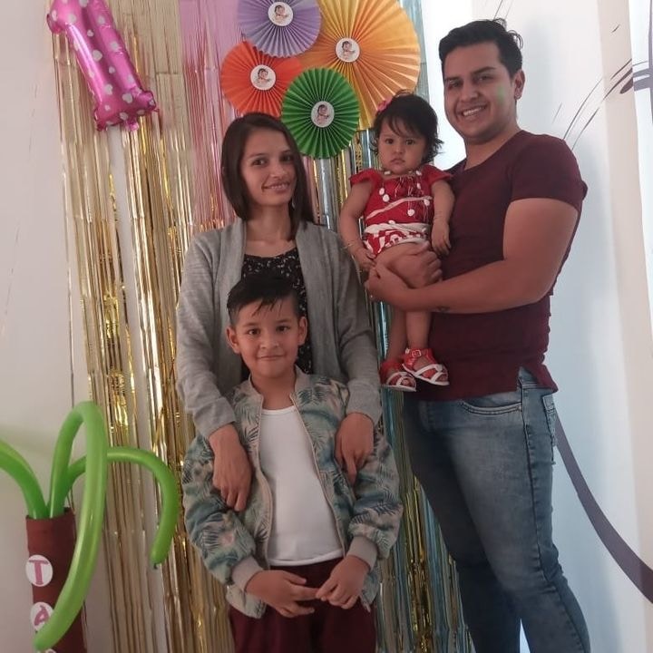 Go to javier albuja's profile