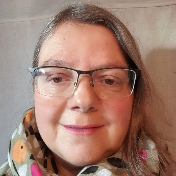 Zum Profil von Joanna Crosby