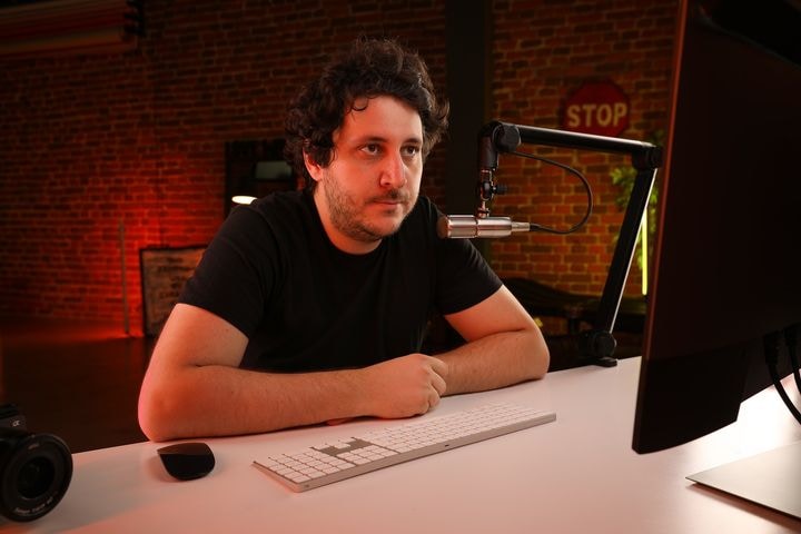 Go to Sebastian Pandelache's profile