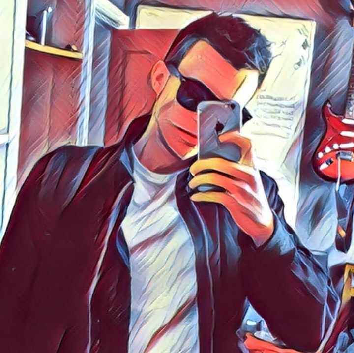 Avatar of user Oliver Thomas