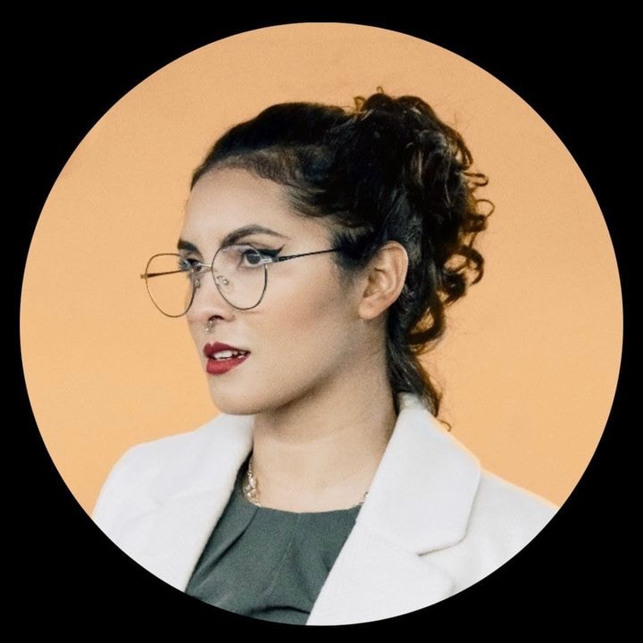 Go to Julia Nascimento's profile