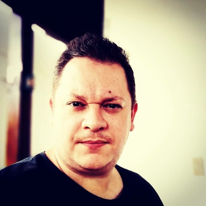 Avatar von Benutzer Nano Henning