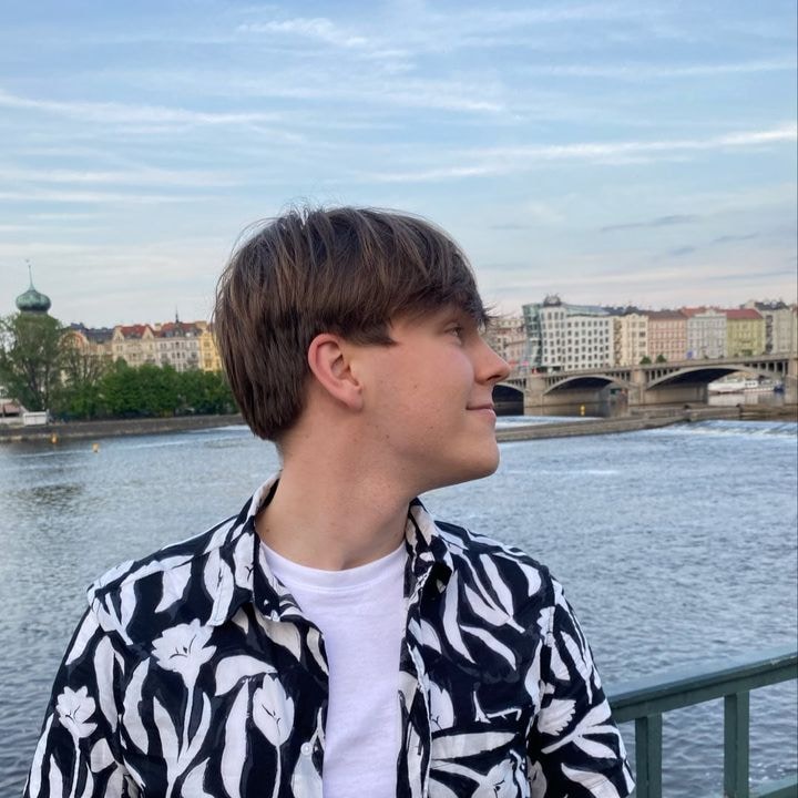 Go to Tomáš Hrubý's profile