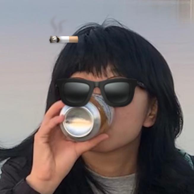 Zum Profil von Selena Guan