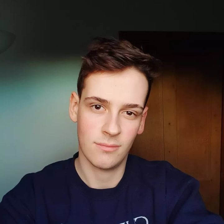 Go to Theo Jores's profile