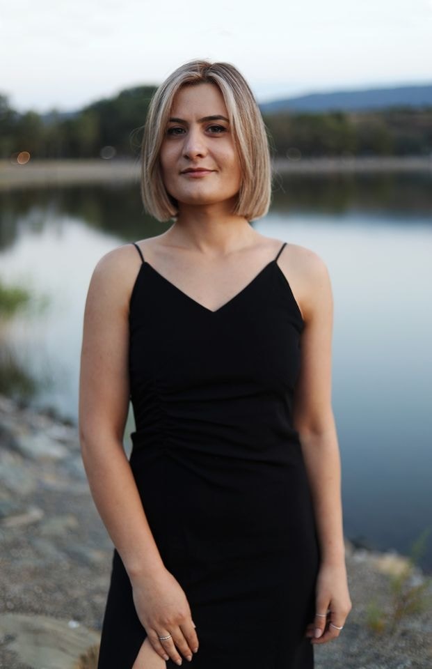 Avatar of user ani subari