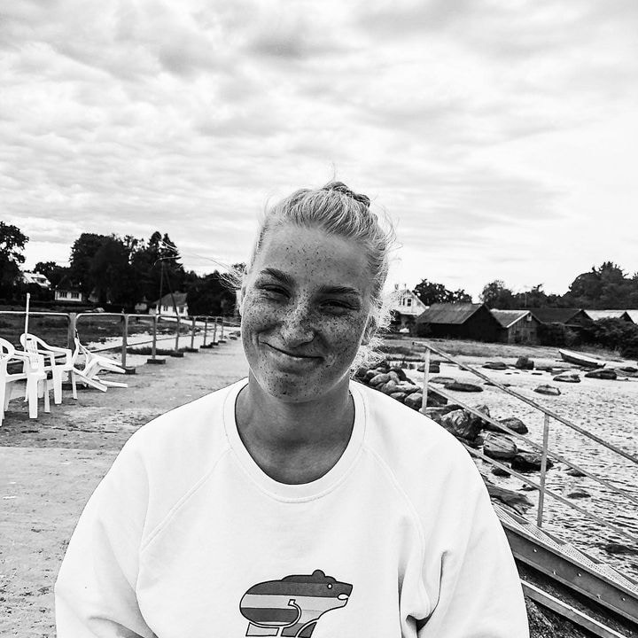 Go to Helen Hunt's profile