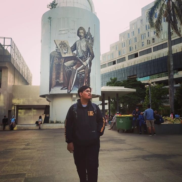 Go to Andres Suhendrawan's profile