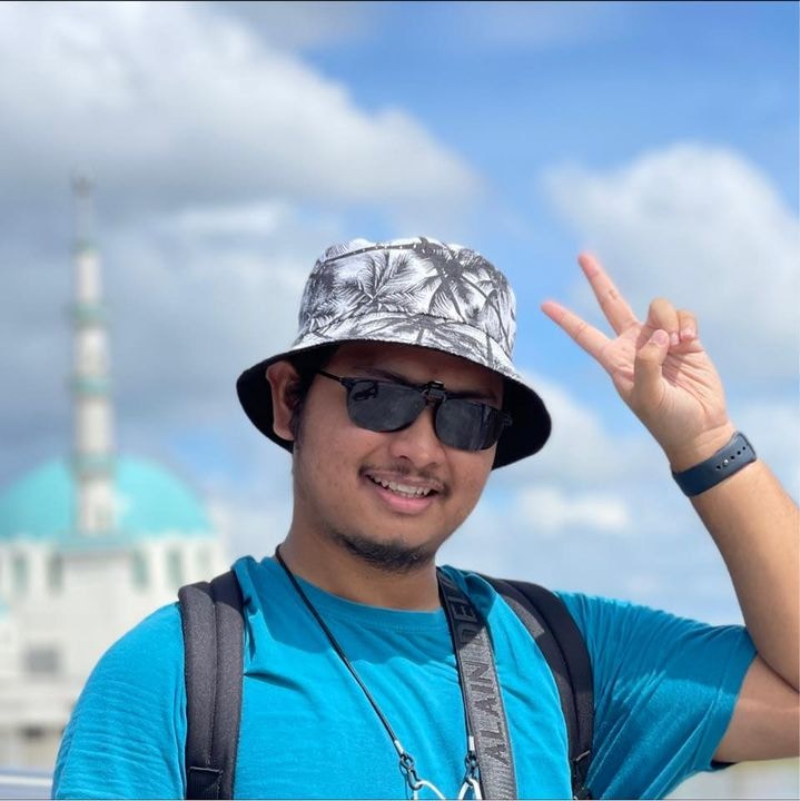 Ir para o perfil de Muhaimin Amat Sairin