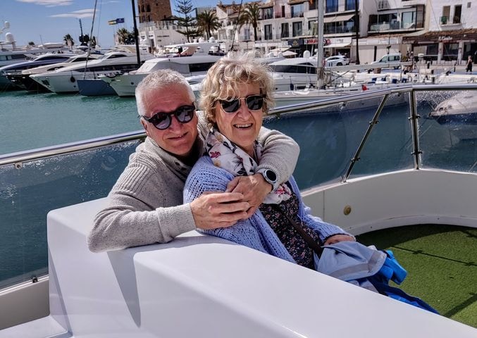 Go to Monique Diericx's profile