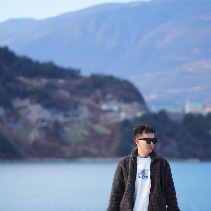 Ir para o perfil de hao yan