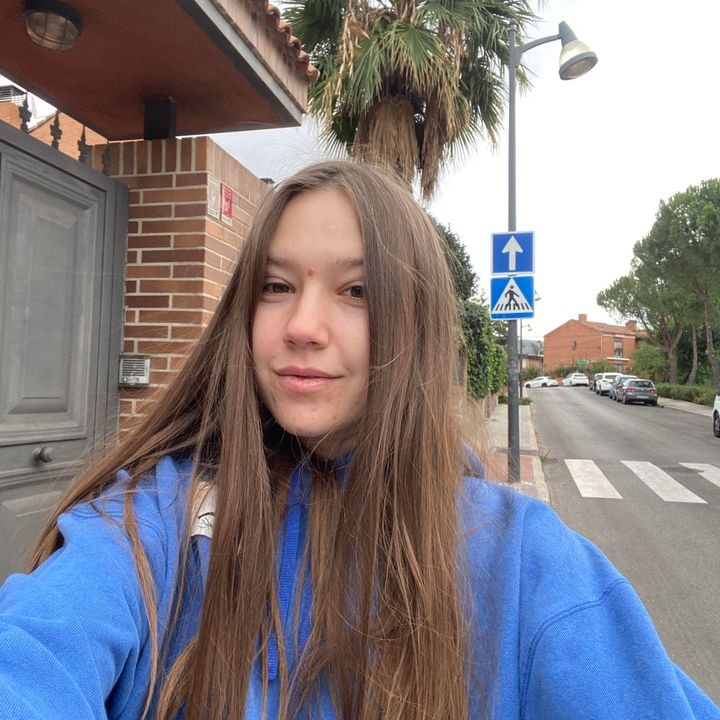 Yuliia Martynovychのプロフィールを見る