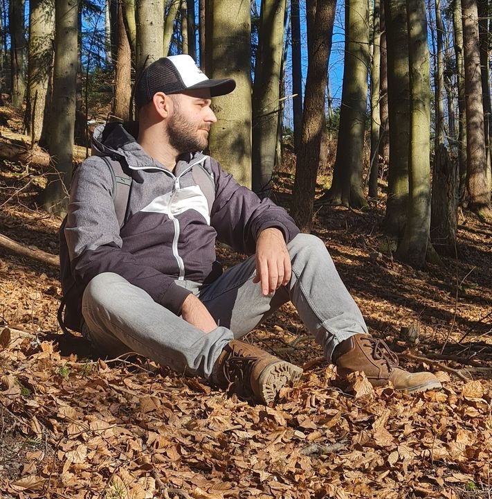 Sokeres Docent의 프로필로 이동